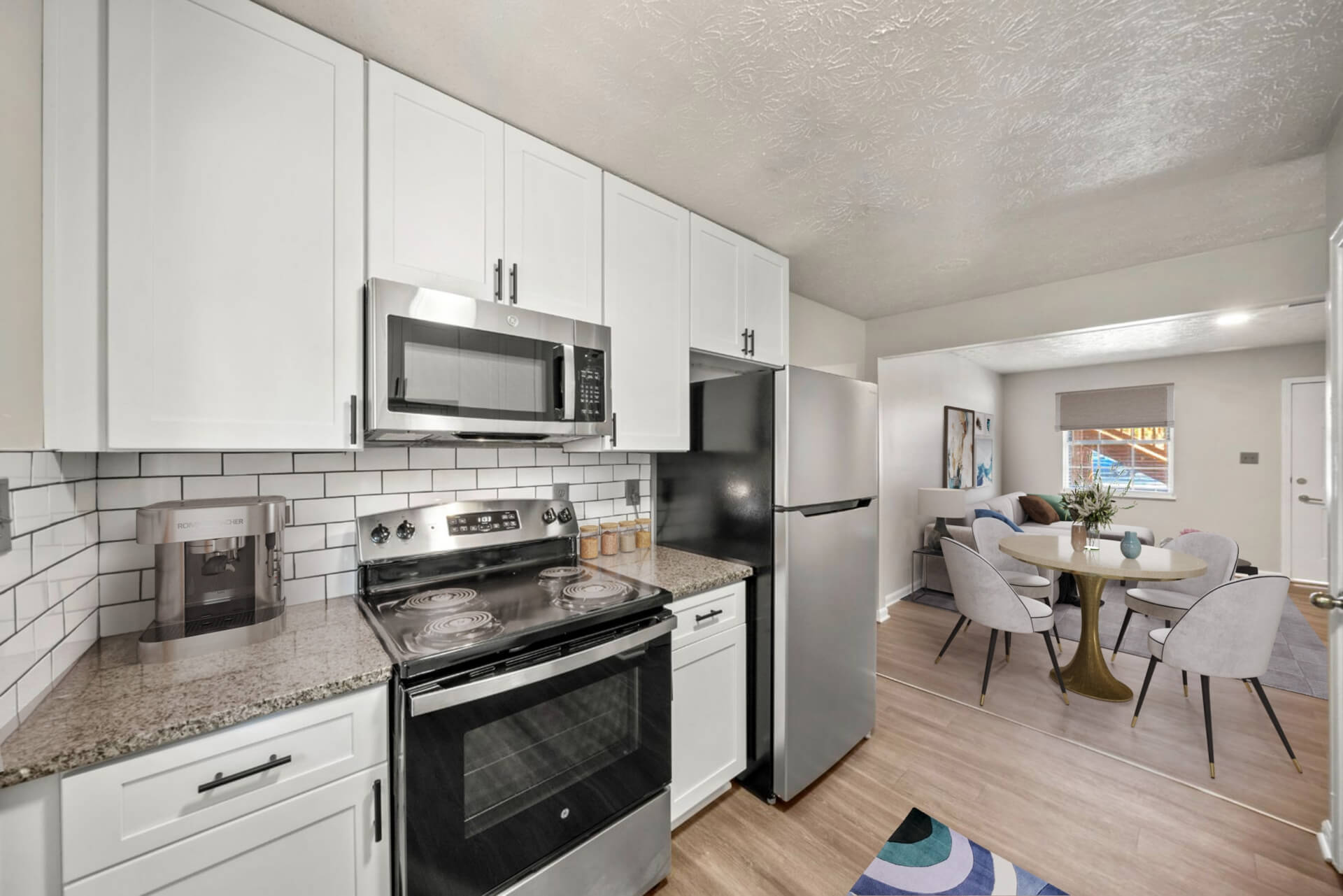 Living area at woodland falls apartments in smyrna